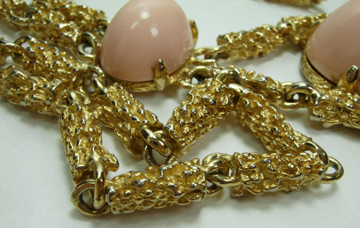 1960s Runway Size Faux Angel Skin Coral Big Necklace