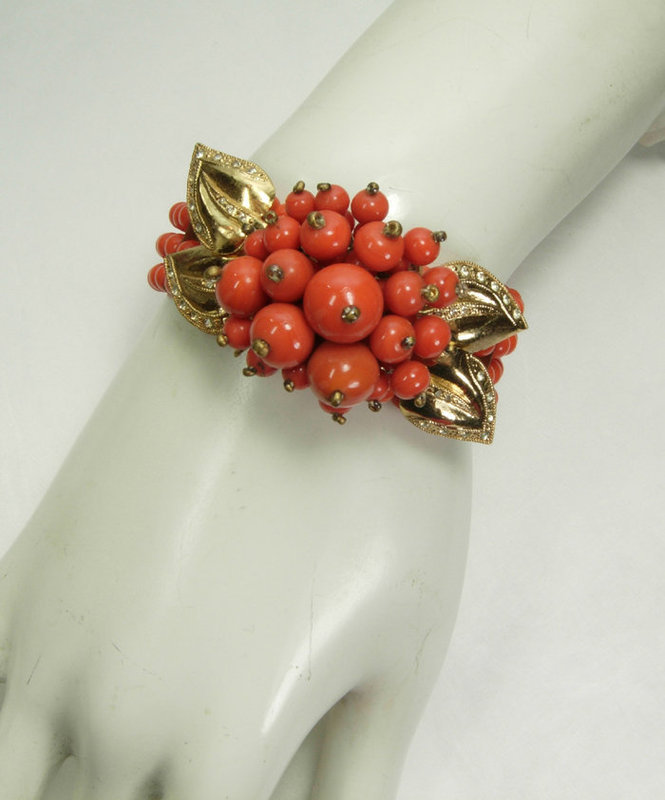 Unsigned Miriam Haskell Bracelet Book Piece Coral Glass