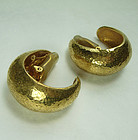 Jose & Maria Barrera Couture Etruscan Earrings Hammered Goldtone