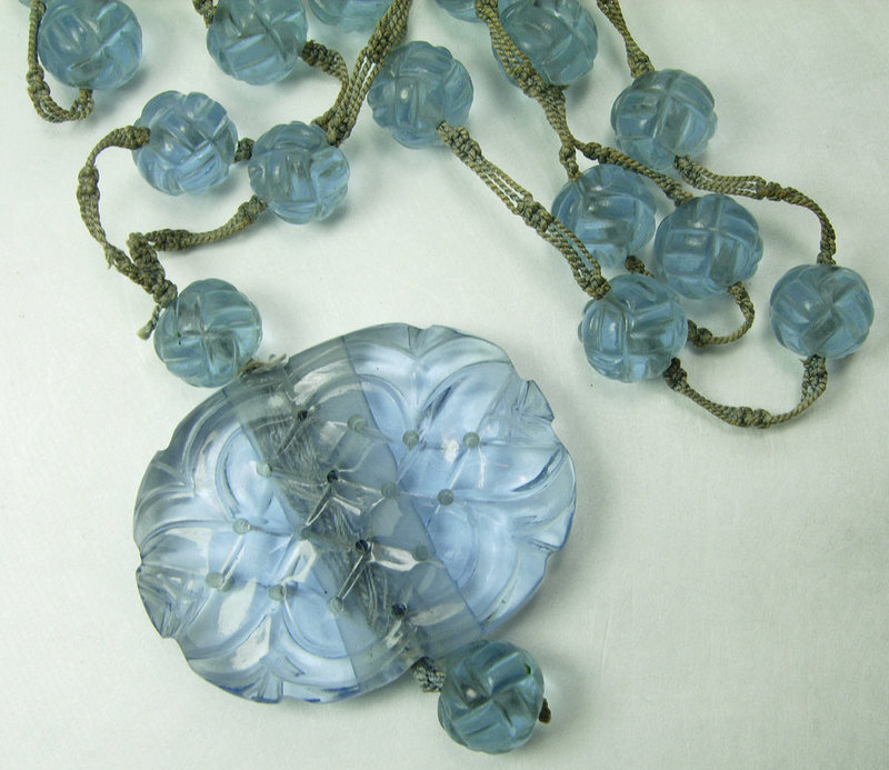 1900 Chinese Blue Peking Glass Carved Necklace Basketweave Beads