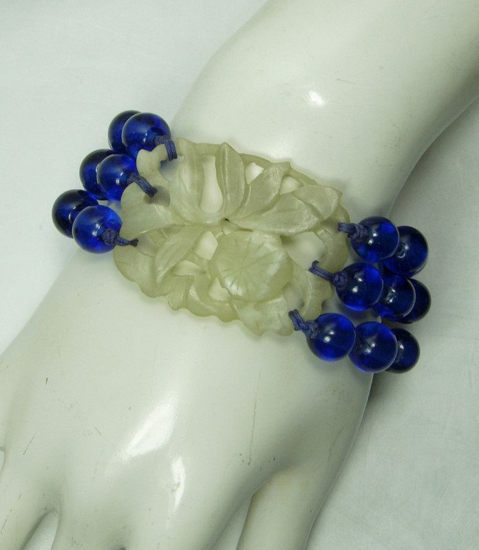 1920s Chinese Carved Chalcedony Cobalt Blue Peking Glass Bracelet