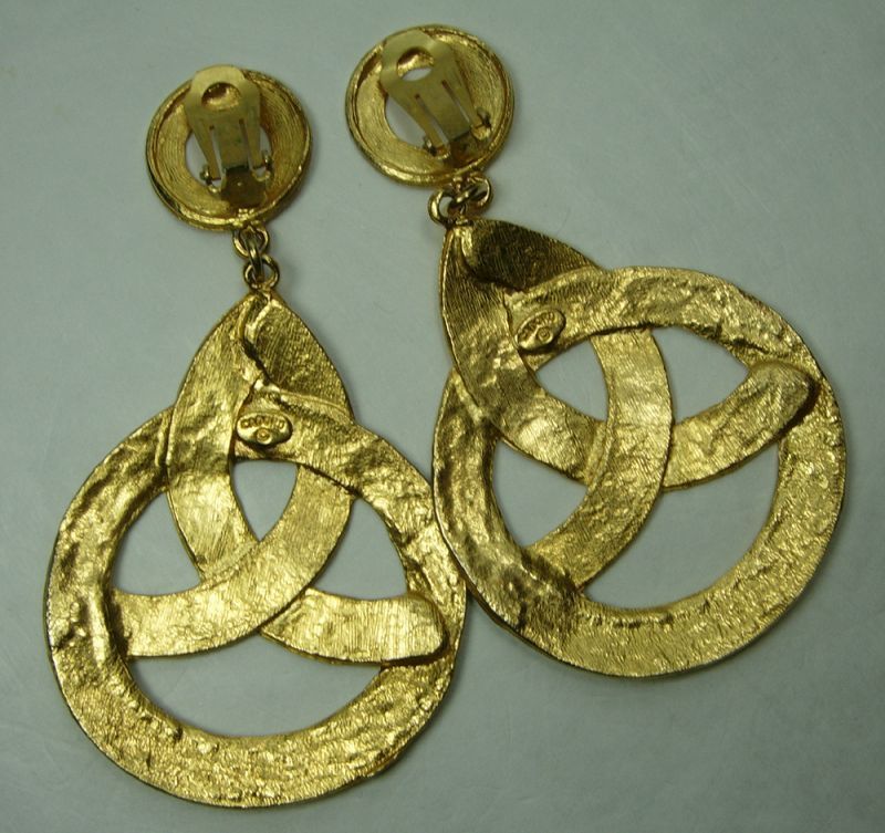 1970s Cadoro Runway Earrings Etruscan Byzantine Style 3.25 Inches