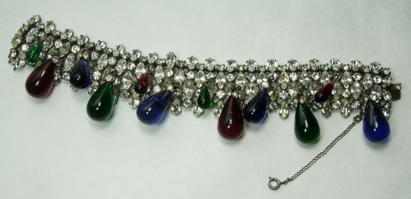 1970s French Bracelet Brilliant Diamante Jewel Tone Poured Glass Drops