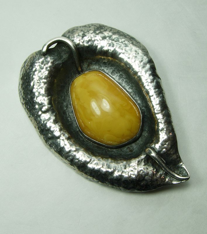 Very Big Egg Yolk Baltic Amber Sterling Silver Brooch Arts &amp; Crafts