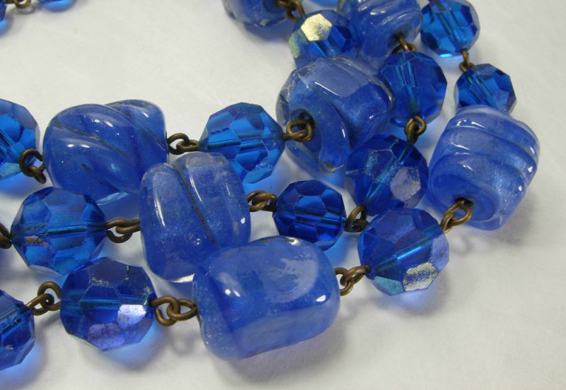 1950 French Blue Poured Glass Wired Necklace Heavy Dark Goldtone Metal