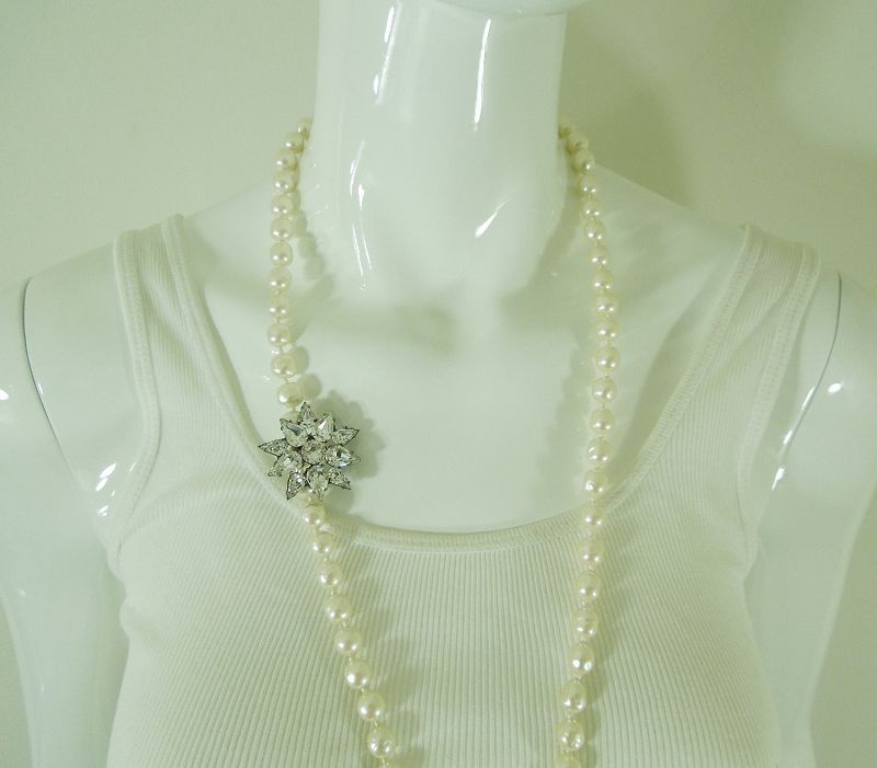 60s French Brilliant Crystal Rhinestone Pin on Gripoix Pearl Necklace