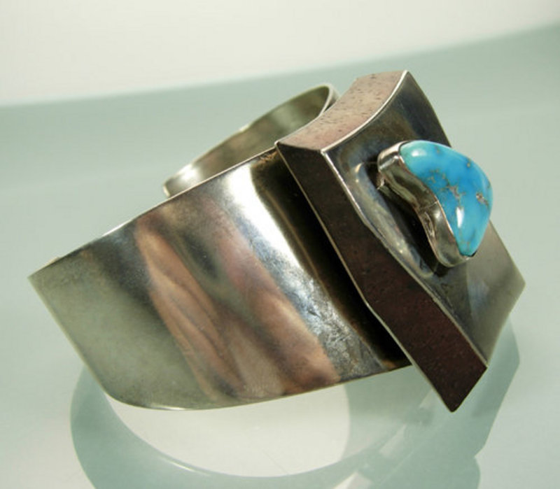 Modernist Biomorphic Sterling Wood Turquoise Bracelet