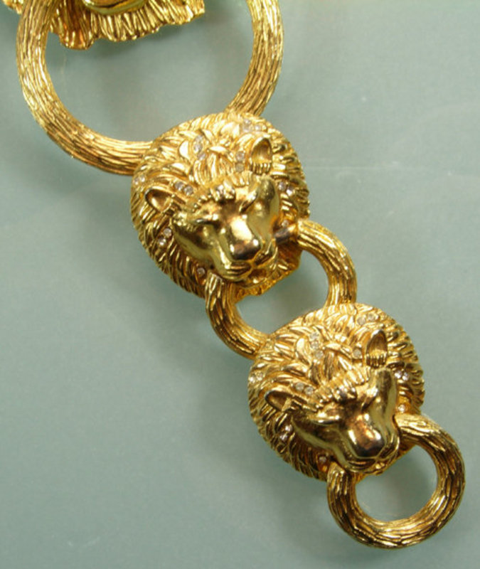 Kenneth Lane KJL Lion Door Knocker Diamante Necklace