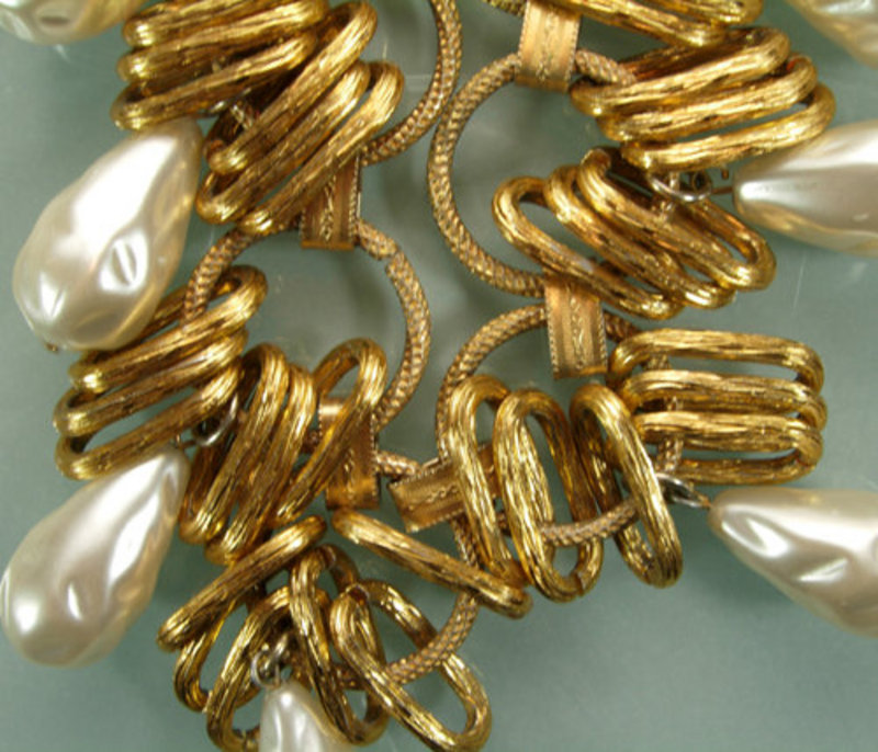 Dramatic 1960s French Glass Faux Pearl Bib Necklace