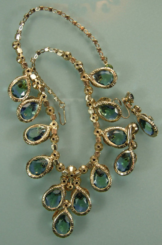 Unsigned Schreiner Necklace Earrngs Aqua Vitrail Stones