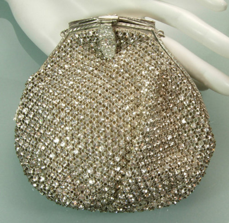 Glittering Art Deco Cocktail Bag in Crystal Strass Mesh
