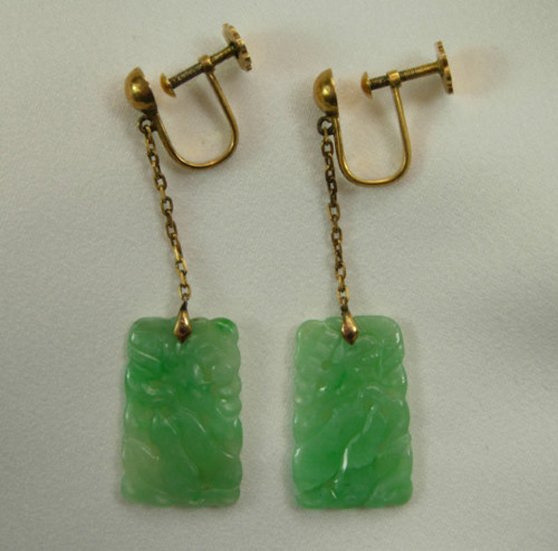 1920s Chinese Art Deco 14KT Gold Apple Jade Earrings