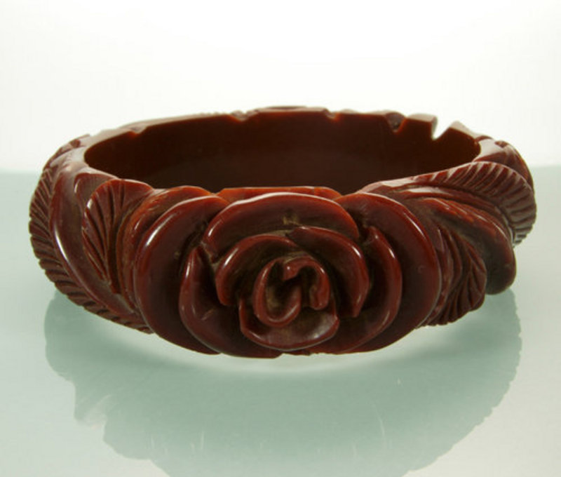 Very Deeply Flower Carved Chocolate Bakelite Bangle