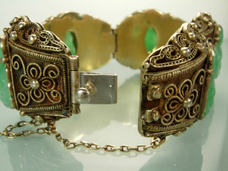 Heavy Chinese Silver Filigree Bracelet: Jade Buddhas