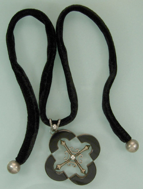 Antonio Pineda Taxco Sterling Onyx Quatrefoil Necklace