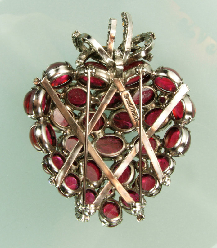 Iradj Moini Wrapped Heart Pin / Pendant, After Verdura