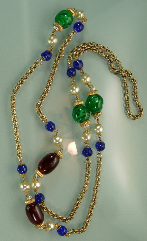 French Gripoix Glass Strass Beaded Chain Long Necklace