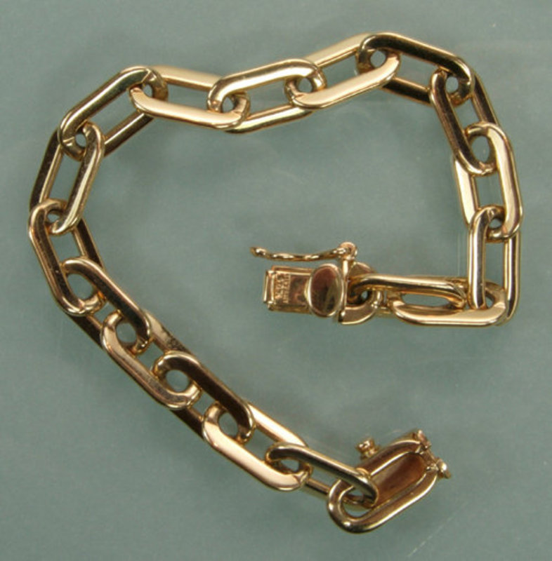 1940s Tiffany 14KT Yellow Gold Oblong Links Bracelet