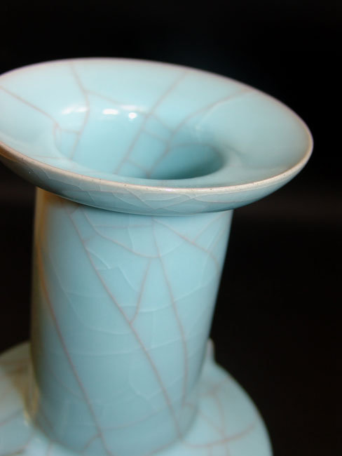 Seiji Celadon Vase by Suzuki Sansei