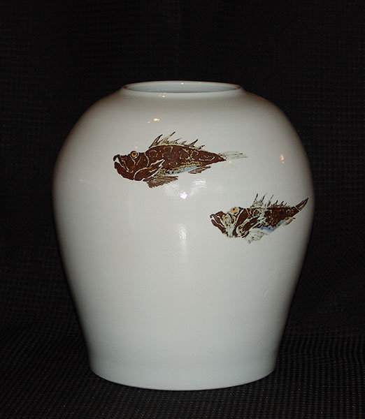 Large White Porcelain Tsubo by Uchida Tadashi