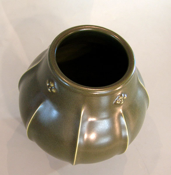 Modern Japanese Vase by Miyashita Zenju