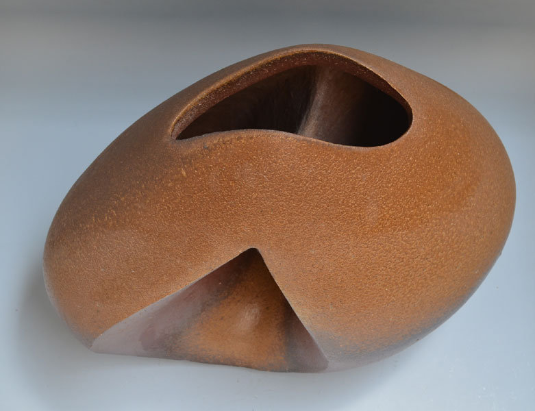 Exhibited Contemporary Bizen Sculpture, Kawabata Fumio