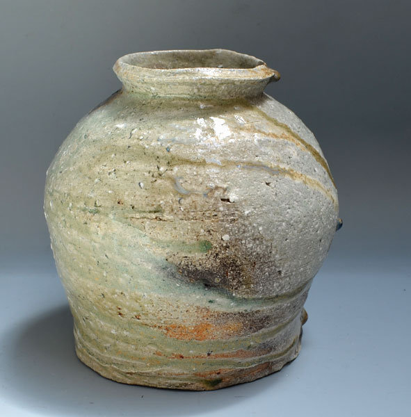 Contemporary Shigaraki Tsubo by Furutani Michio