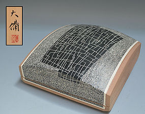 Nishibata Daibi Contemporary Ceramic Box