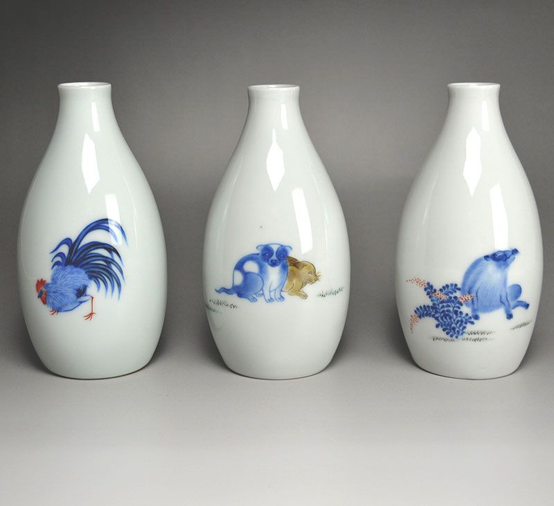 Imaizumi Imaemon XII 12 pc. Porcelain Tokkuri Set