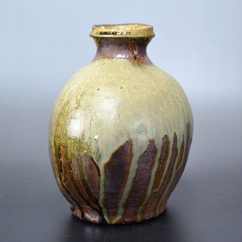 Echizen Vase by Nishiura Takeshi