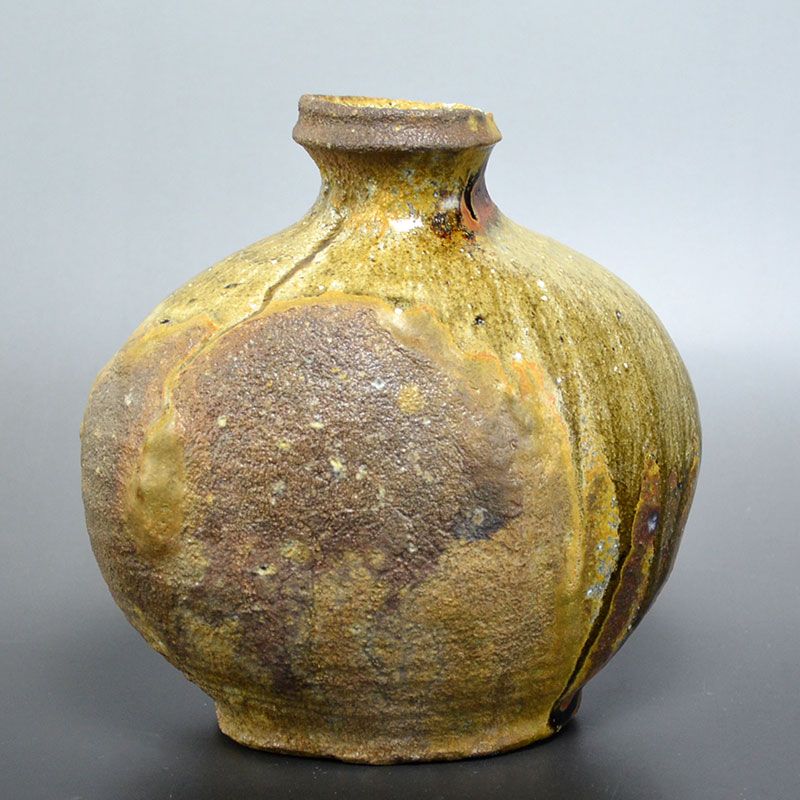 Echizen Vase by Nishiura Takeshi