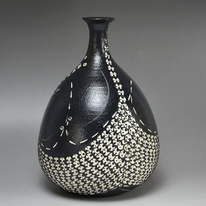 Kondo Yutaka Striking Black Funka Flower Vase