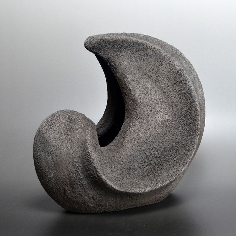 Kokuto Black Clay Crescent Moon Vase by Sakata Jinnai