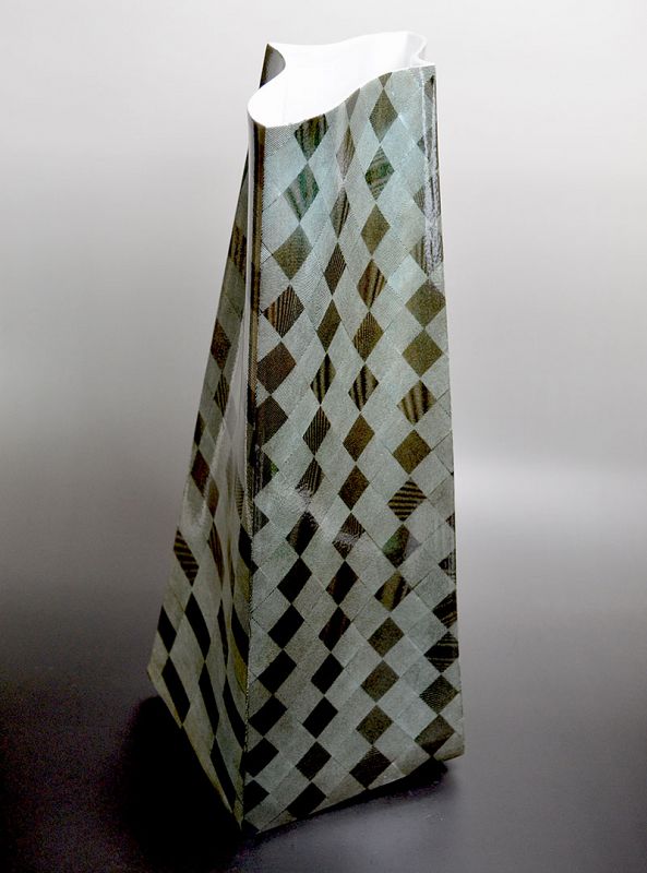 Nagae Shigekazu Contemporary Sculptural Vase, Straightforward