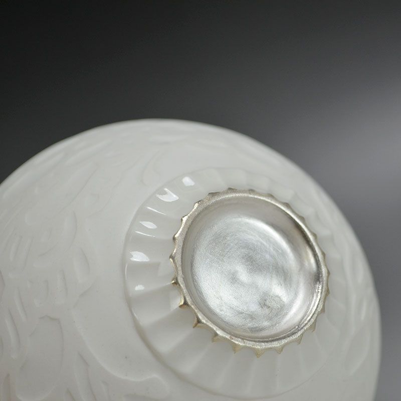 Exquisite Itaya Narumi Silver Glazed Chawan Tea Bowl