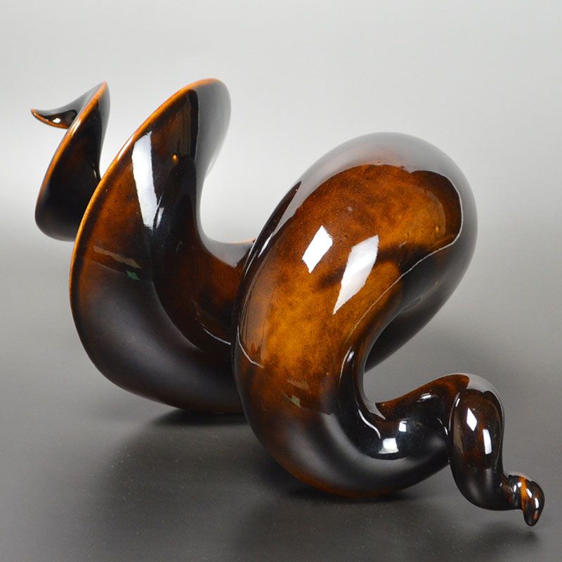 Female Ceramic Sculptor Takatsu Mio Spiral