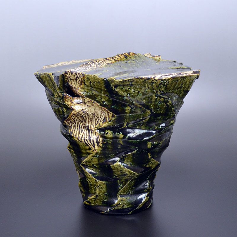 Iconic Oribe Vessel by Tanahashi Jun