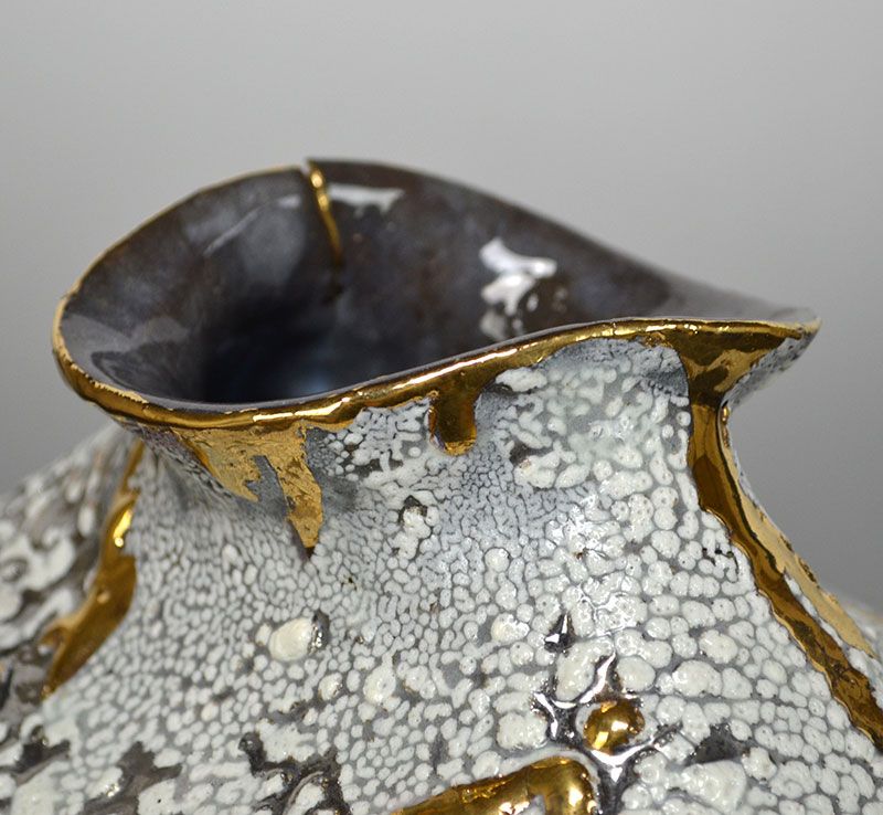 Mind-Blowing Gold Tsubo by Ichikawa Toru