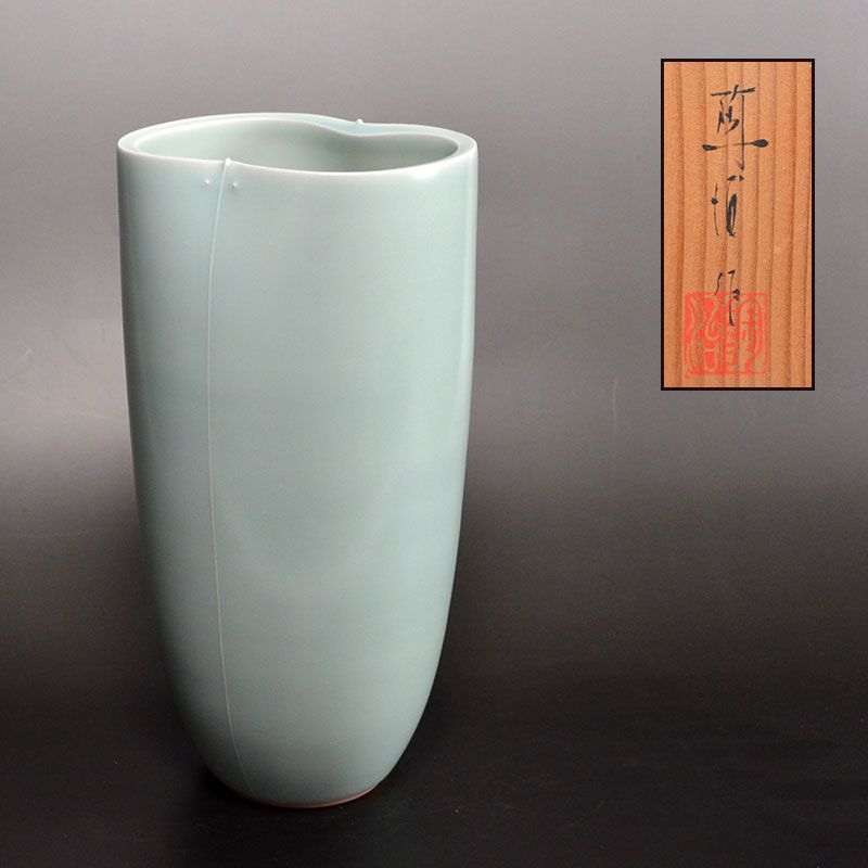 Exquisite Porcelain Vase by Fukami Sueharu
