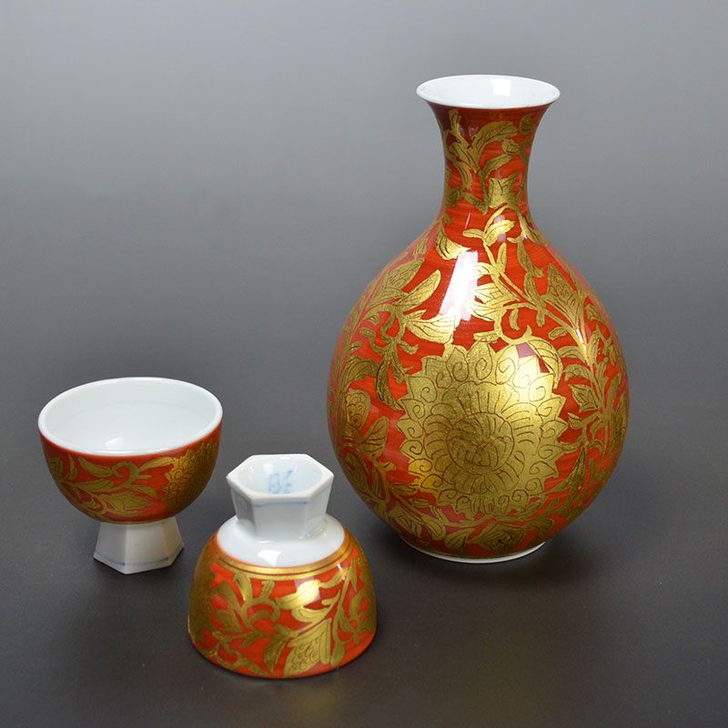 Kinrande Porcelain Sake Set by Ono Hakuko