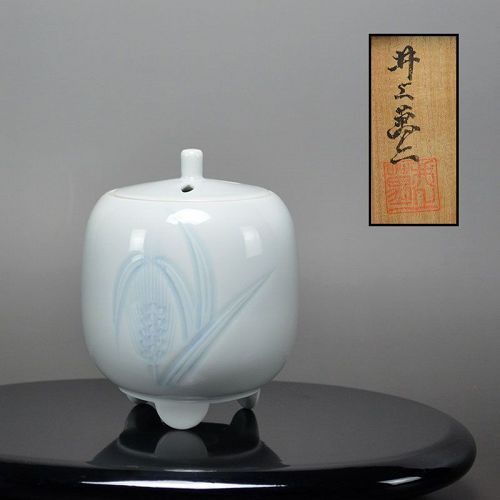 Living National Treasure Inoue Manji Porcelain Koro Censer
