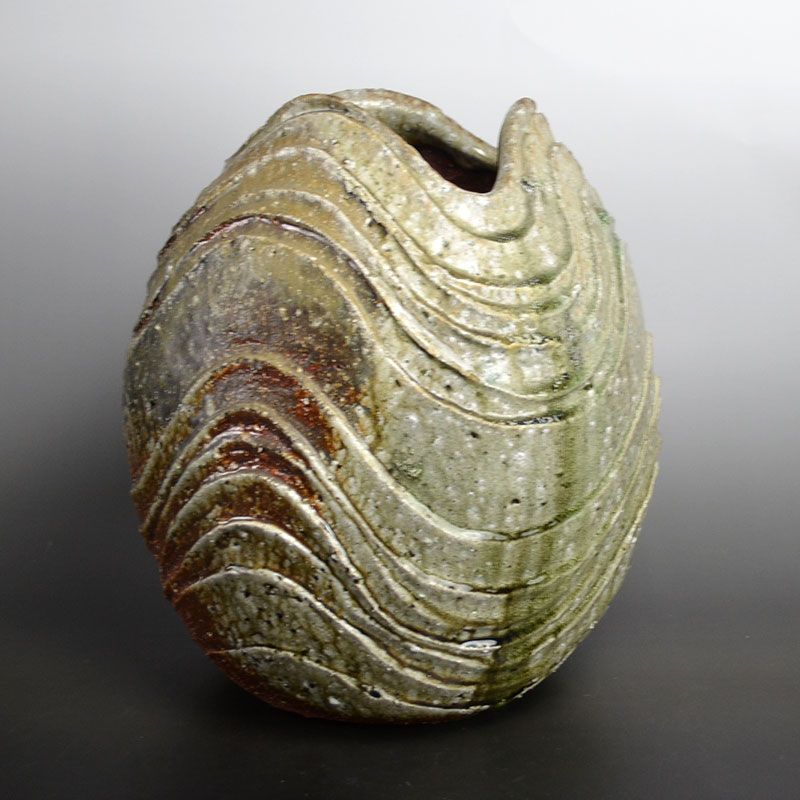 Unprecedented Tsubo by Female Pottery Icon Koyama Kiyoko
