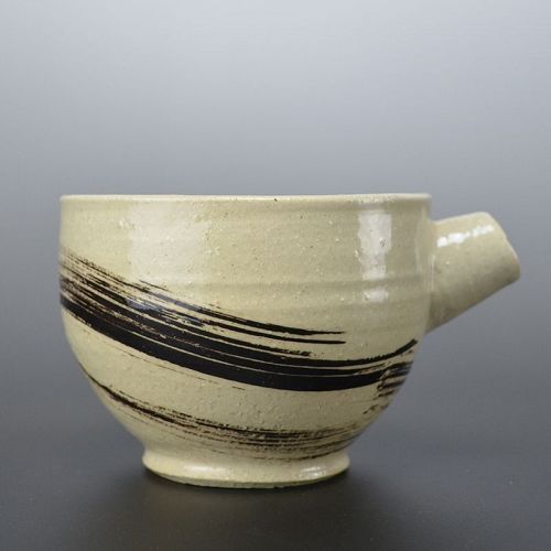 Shuchu Sake Server by Shigemori Yoko