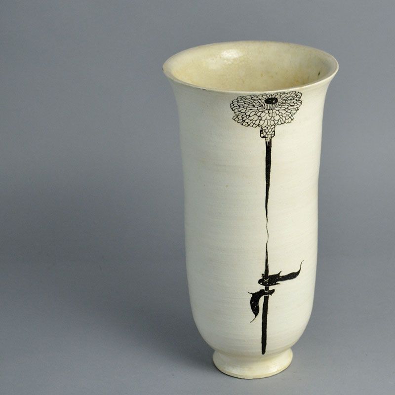 Sodeisha Legend Yagi Kazuo early White Flower Vase