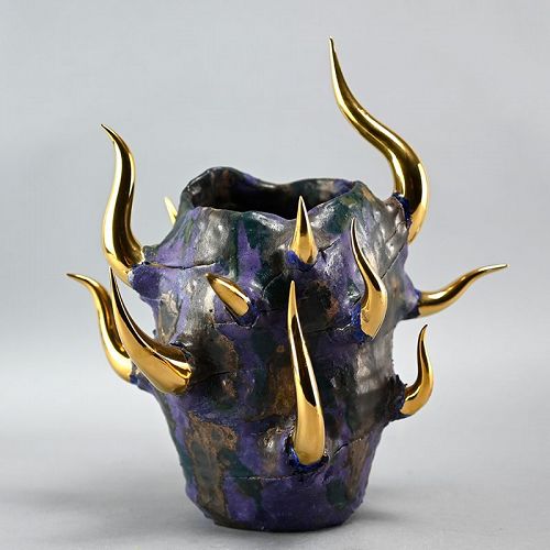 Flame, Gold Thorned Vase by Masatomo Toi