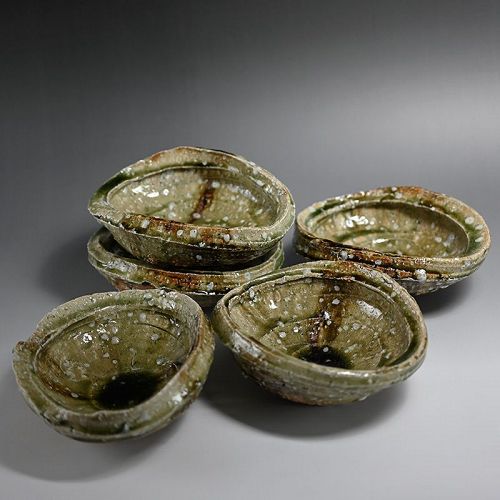 Contemporary Set 5 Medium Ash Glazed Bowls by Murakoshi Takuma
