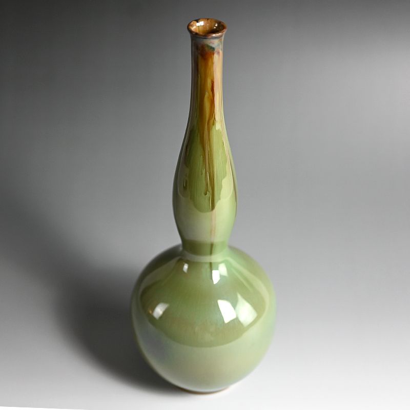 Elegant Kosugi-yaki Vase by Ikegami Eichi
