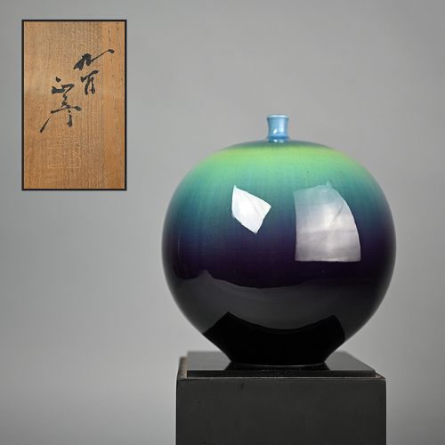 Living National Treasure Tokukda Yasokichi III Vase