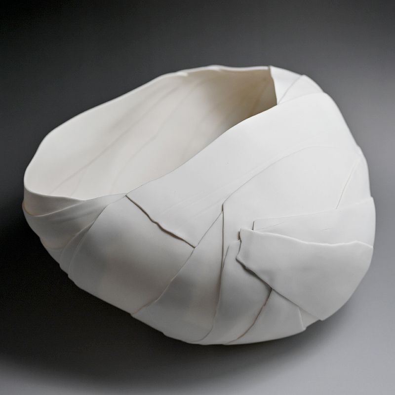 Lu Xueyun Deep Porcelain Bowl of Light