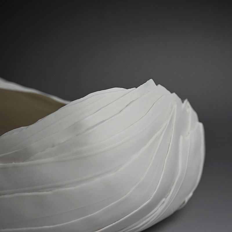 Lu Xueyun Porcelain Basin, Enfolding II